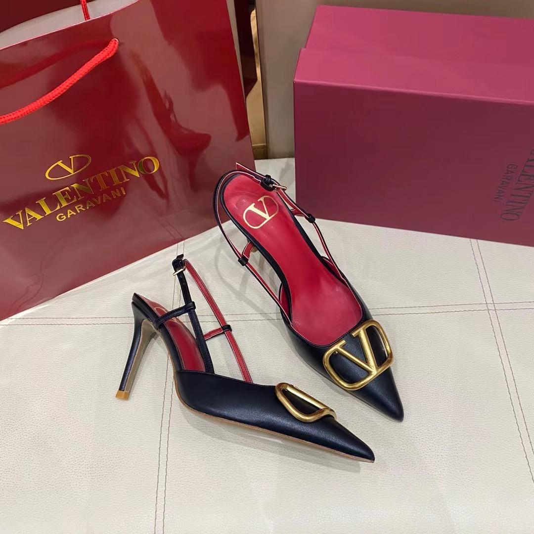 VLOGO Slingback Pumps