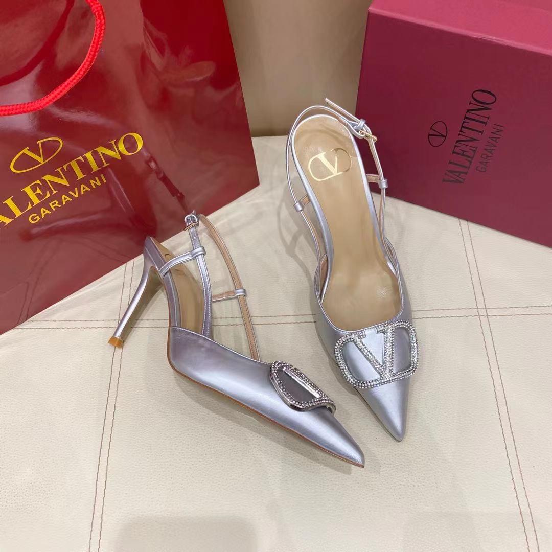 VLOGO Slingback Pumps